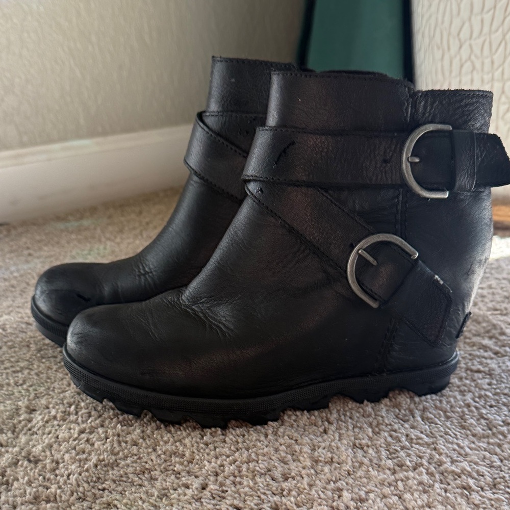 Sorel Black Ankle Boots with Strap Detail